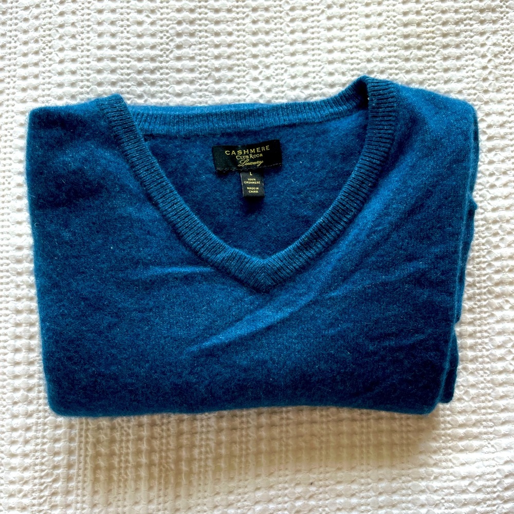 Club Room V-Neck Cashmere Sweater